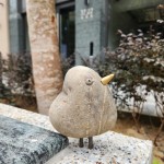 藝術家-王忠龍在創(chuàng)作過程中，為它們創(chuàng)造生命力與故事，並將這些故事融入社區(qū)的每個角落。