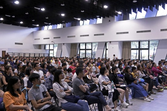 一天兩場(chǎng)的驗(yàn)屋說(shuō)明會(huì)，感謝您的蒞臨。