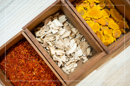 端午節(jié)前夕，與竹北家族好友們相約在T2 Cafe，開啟五感，來場藥草尋味旅程，私藏草本時蘊。