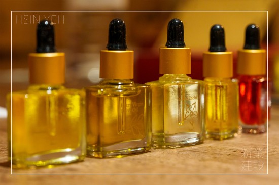 當(dāng)天品嚐異國風(fēng)味的各款油品，德國黑種草籽油、西伯利亞沙棘油、祕魯印加果油、臺灣苦茶籽油等，來一場舌尖上的環(huán)油世界。