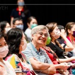 吳金黛以溫柔愜意的演說風(fēng)格，縷縷的閒適感，共度了溫暖人心的午後時光。