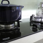 林內(nèi)Rinnai兩口式瓦斯?fàn)t，火候好控制，更加享受料理的時光，讓美味不打折扣。