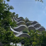 位於單元十二河岸，擁有曲線宜居陽臺(tái)與水岸環(huán)境地貌相結(jié)合，也因此獲得宜居建築設(shè)計(jì)獎(jiǎng)的殊榮。