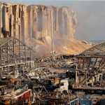 爆炸的衝擊波掀翻屋頂，家具被損壞，人也不知所蹤，宛如一具具沒有靈魂的空殼。極需各界善心出一份力，幫助貝魯特重建之路更順利。（圖片擷取自路透社，如有侵權(quán)請告知刪除，謝謝！）