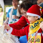 新業(yè)貼心的為上百位路跑住戶準(zhǔn)備經(jīng)典可口的三明治、香蕉及飲品，為揮灑汗水與體力後的家人們補(bǔ)充能量，成為最可靠的後盾。