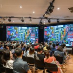 在講師的幽默敘事下，現(xiàn)場歡笑不斷，迎來笑意盈盈的午后時光。