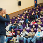 期待家族好友們?cè)诮袢盏幕顒?dòng)中，盡情歡笑、放鬆身心，將生活的繁雜事一掃而空，度過(guò)紓壓愉快的周末。