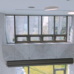 窗框外象徵樹鬚的弧形遮陽板，曲線美學(xué)講究對(duì)線之細(xì)節(jié)。