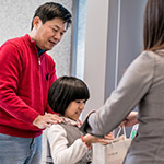 被優(yōu)美音符環(huán)繞的孩子們，將成為懂得音樂，也享受音樂的人。