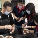 邀請(qǐng)廚藝職人 ＃吳志杰 ，以自身30年以上的廚藝經(jīng)驗(yàn)，帶領(lǐng)同仁們，循序漸進(jìn)地完成。