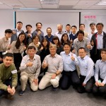 新業(yè)是全方位的建築團(tuán)隊(duì)，橫跨土地開發(fā)、設(shè)計(jì)、營造施工、行銷及客戶服務(wù)，從建案準(zhǔn)備到每次的家族活動(dòng)，都不吝應(yīng)用我們的所學(xué)，回饋給每一位信任我們的住戶。