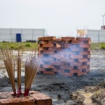 新業(yè)團(tuán)隊(duì)抱著虔誠的心，期盼即將開啟的【大塊森濤】工程平安順利。