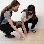 德國進(jìn)口超耐磨木地板，可以降噪17db，安心的低甲醛更取得臺(tái)灣健康『綠建材標(biāo)章』，是友善環(huán)境的綠色選材。(圖為自由居–實(shí)體空間)