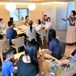 活動(dòng)中，新業(yè)家族與「拾寶小舖」陳老師互動(dòng)熱絡(luò)，一同探索更多果實(shí)的可愛(ài)秘密！