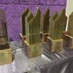 新銳建築師獎座一排排陳列著，就像替臺中這座宜居城市畫出逼真的天際線，很榮幸新業(yè)也融入這片臺中願景中。