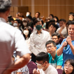 傾聽住戶們對(duì)於「家」的想法與期待，建立起與住戶間的情感交流及累積信任的橋樑。